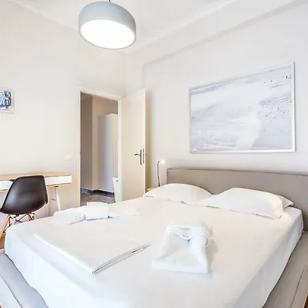 3 Bedroom With Big Balconies In Pagrati Atény